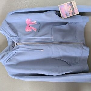 Single Scoop NWT Kitten Hoodie XL
